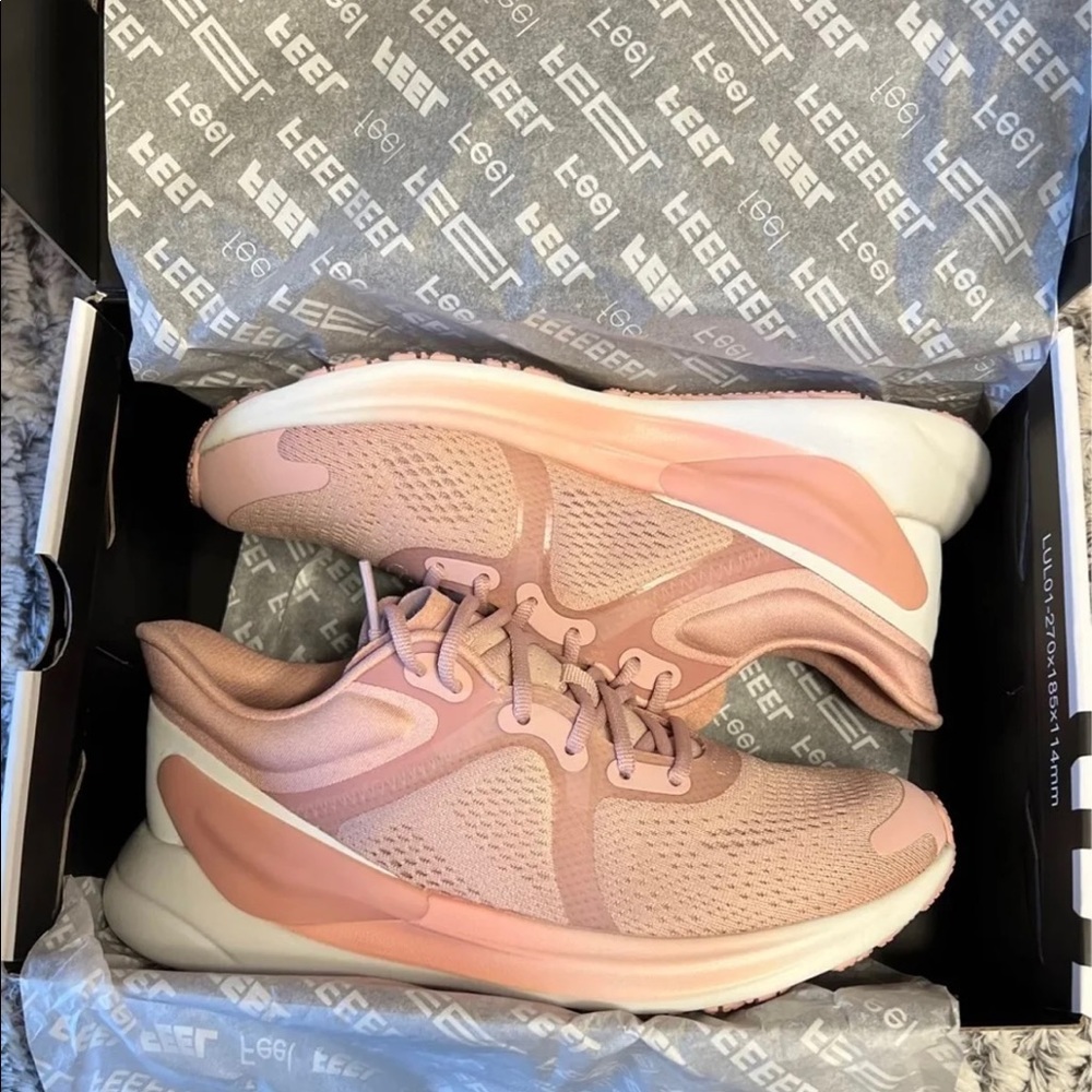 Lululemon Blissfeel Womens shoe